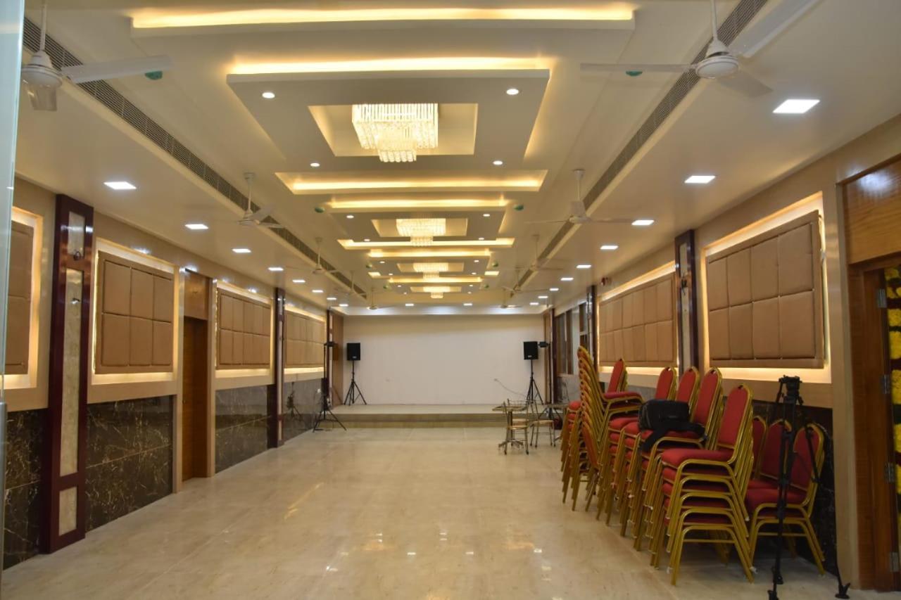 Le Arul Park Hotel กาไรกาล ภายนอก รูปภาพ